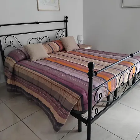 Lucilla Bed & Breakfast 4*